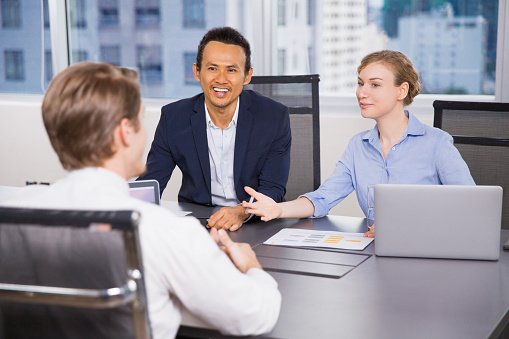Business Setup in Oman | Company Formation in Muscat | Feamish Business Solutions
